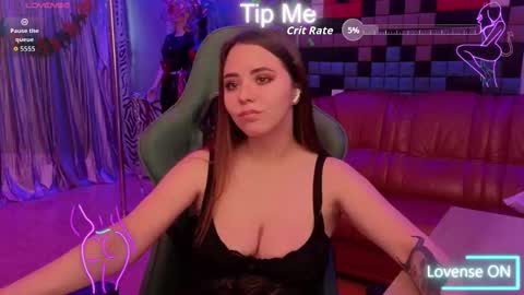 ivorywood_ online show from 10.17.25