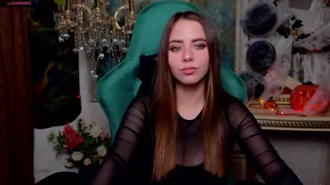 ivorywood_ online show from 11.04.25