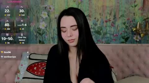 ivorywood_ online show from 04.19.26