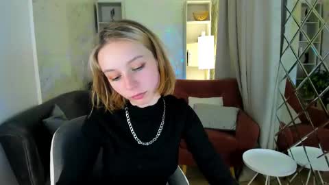 Snapshot of ivy_blare chatting on 05.27.26 ivy_blare online show from 05.27.26