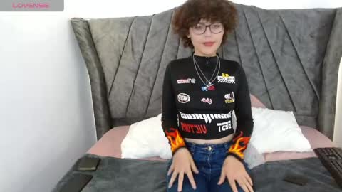 Snapshot of ivy_fantasy69 chatting on 05.25.26 ivy_fantasy69 online show from 05.25.26