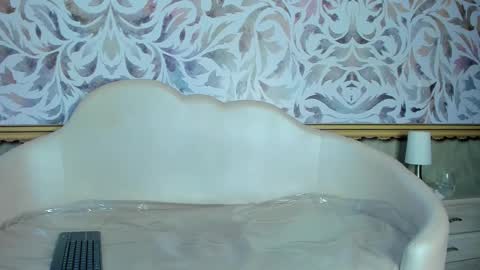 Snapshot of ivy_rae_xxx chatting on 10.08.25 Ivy Rae online show from 10.08.25