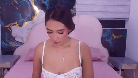 Tell me Ivy is a pleasure online show from 07.07.26