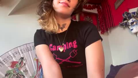 IVY DEVILL online show from 05.28.26