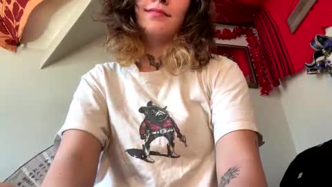 IVY DEVILL online show from 06.01.26