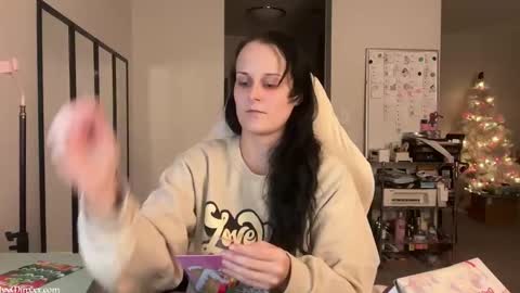 Snapshot of ivyminxxx chatting on 11.20.25 Ivy Minxxx online show from 11.20.25