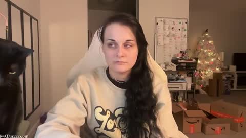 Snapshot of ivyminxxx chatting on 12.04.25 Ivy Minxxx online show from 12.04.25