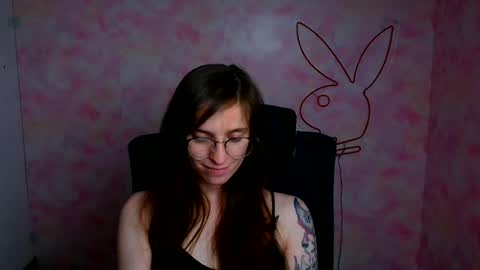 Snapshot of ivynoir_ chatting on 06.21.26 Ivy online show from 06.21.26