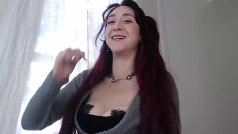 Ivy Rosie online show from 01.07.26