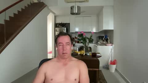 chat with me to find out online show from 02.19.26