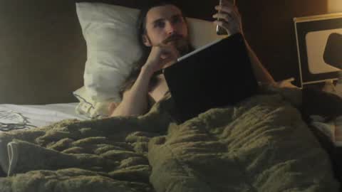 Snapshot of iwhitesmurf chatting on 11.28.25 iwhitesmurf online show from 11.28.25