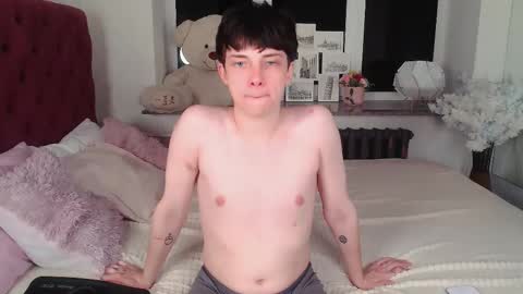 Maxim online show from 03.23.26