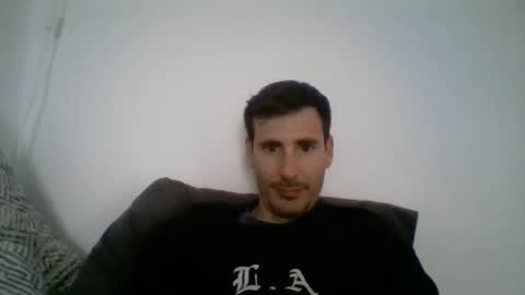 Snapshot of iyoperro chatting on 01.08.26 Casandro online show from 01.08.26