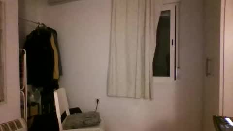 Snapshot of iyoperro chatting on 02.21.26 Casandro online show from 02.21.26