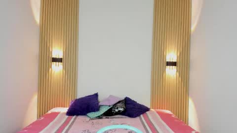 Snapshot of izelevans chatting on 02.03.26 izelevans online show from 02.03.26