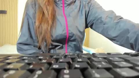 Snapshot of izelevans chatting on 02.07.26 izelevans online show from 02.07.26