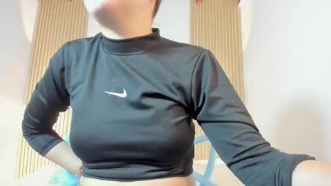 Snapshot of izelevans chatting on 02.09.26 izelevans online show from 02.09.26