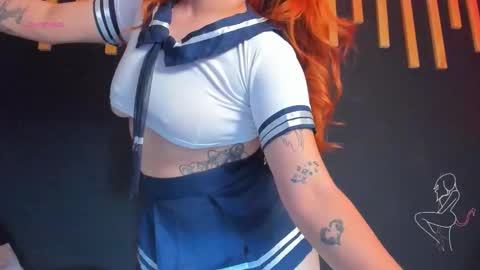 Snapshot of izyzys_baker chatting on 10.18.25 hot izys online show from 10.18.25