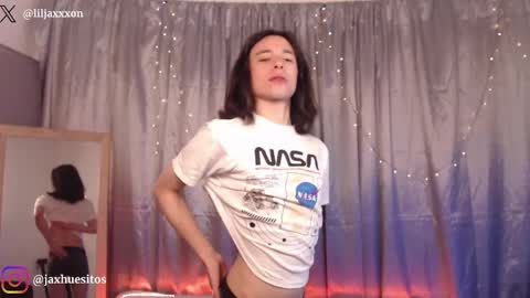 Hey im Jaxxxon check my info     online show from 05.09.26