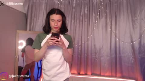 Hey im Jaxxxon check my info     online show from 06.11.26