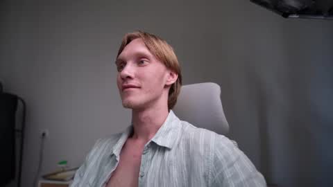 Snapshot of j_akira13 chatting on 06.18.26 Danny online show from 06.18.26