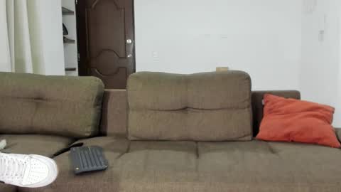 Calix  Independient model Insta and twt Calixsnake online show from 02.13.25