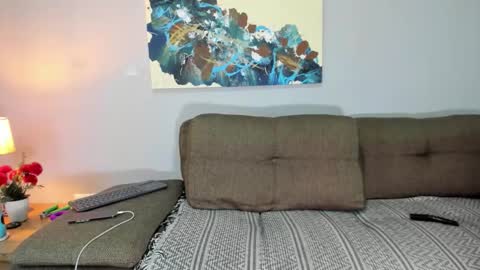 Calix  Independient model Insta and twt Calixsnake online show from 02.19.26