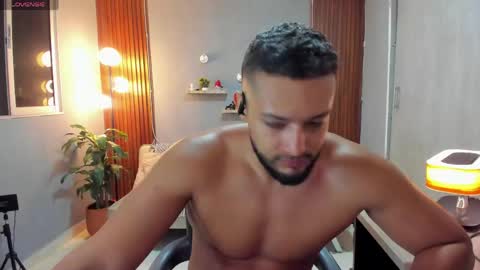 Snapshot of j_calix chatting on 05.07.26 Calix Independient model Insta and twt Calixsnake online show from 05.07.26