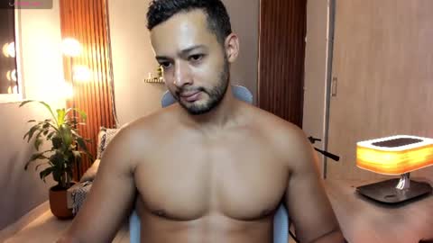 Calix  Independient model Insta and twt Calixsnake online show from 07.30.26