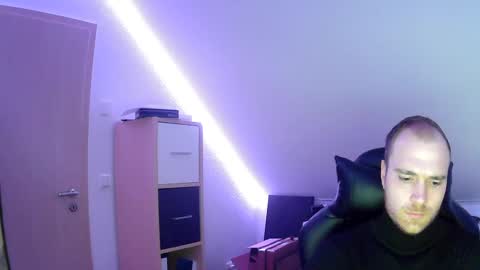 Snapshot of j_german783377 chatting on 02.04.25 here4y online show from 02.04.25