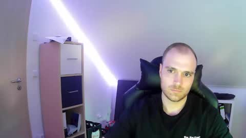 Snapshot of j_german783377 chatting on 03.06.25 here4y online show from 03.06.25