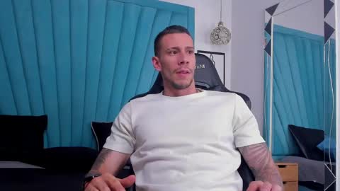 J King online show from 02.28.26