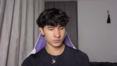 Noah online show from 10.25.25