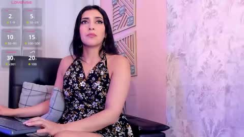 Snapshot of jaadewest_ chatting on 05.19.26 Jade West online show from 05.19.26
