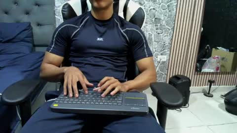 Snapshot of jace_parker chatting on 05.15.26 jace_parker online show from 05.15.26