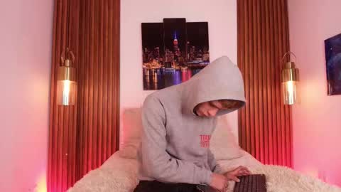 Snapshot of jack_frosst_ chatting on 12.01.25 JACK online show from 12.01.25