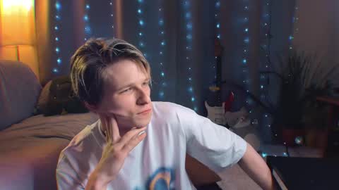 Snapshot of jack_frozt chatting on 05.10.26 brestonsweet online show from 05.10.26