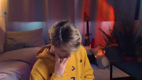 Snapshot of jack_frozt chatting on 05.15.26 brestonsweet online show from 05.15.26