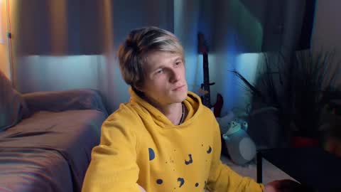 Snapshot of jack_frozt chatting on 05.16.26 brestonsweet online show from 05.16.26