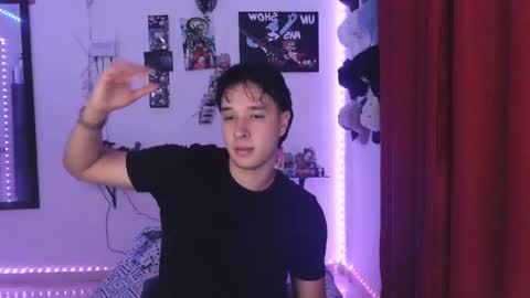 Snapshot of jack_walker190 chatting on 02.13.25 J online show from 02.13.25