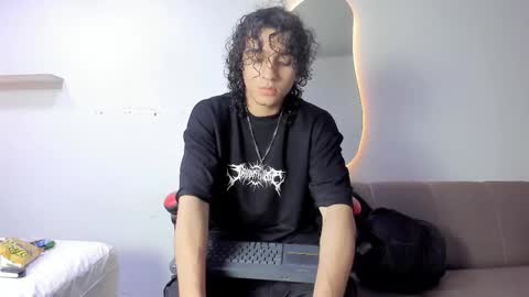 Snapshot of jackestaylor chatting on 03.24.26 Jackes Taylor online show from 03.24.26