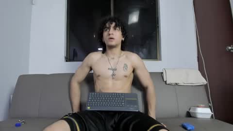 Snapshot of jackestaylor chatting on 04.09.26 Jackes Taylor online show from 04.09.26
