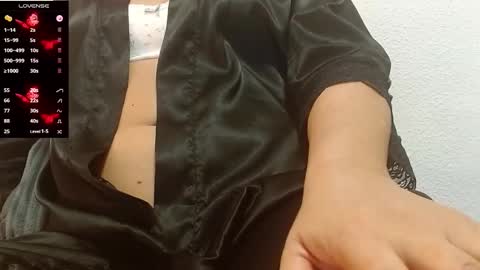 Snapshot of jackie_williams chatting on 11.14.25 Jackie online show from 11.14.25