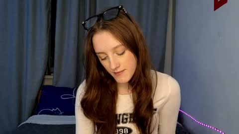 Snapshot of jackkading chatting on 04.12.26 Lisa online show from 04.12.26