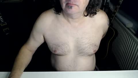 Jack independent model  online show from 04.21.26