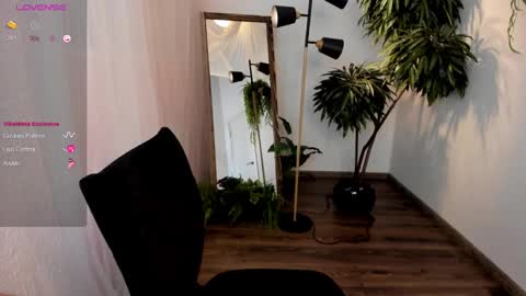 Snapshot of jackp0t__ chatting on 02.23.25 Win by life online show from 02.23.25