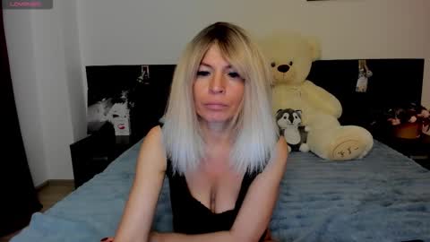 sallyevans online show from 11.20.25