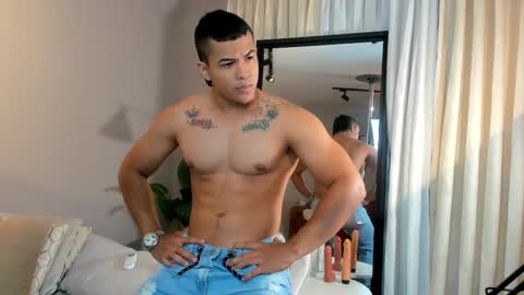 Jackson Bell online show from 03.05.25