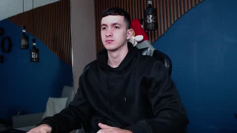 Jackson Olsen online show from 01.03.25