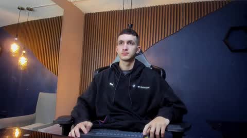 Jackson Olsen online show from 03.07.25